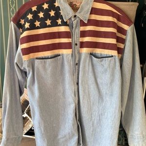 Women’s denim western shirt size small it is a bit oversized
